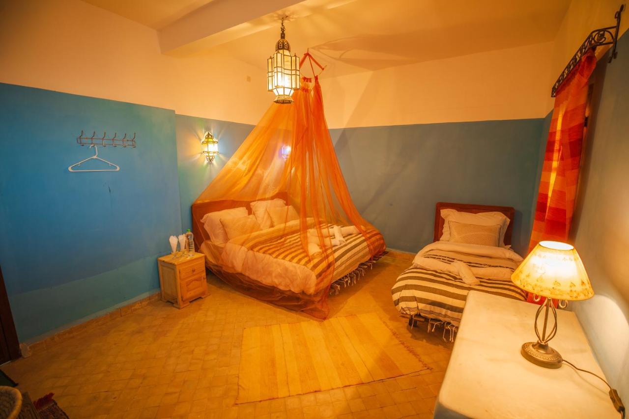 Takojt Hotel Мерцуга Екстериор снимка