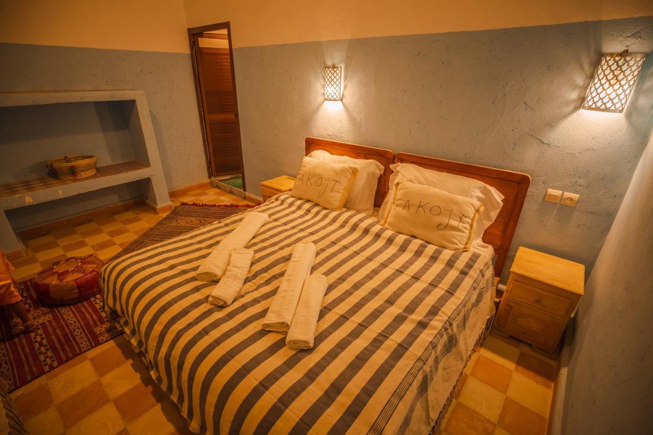 Takojt Hotel Мерцуга Екстериор снимка