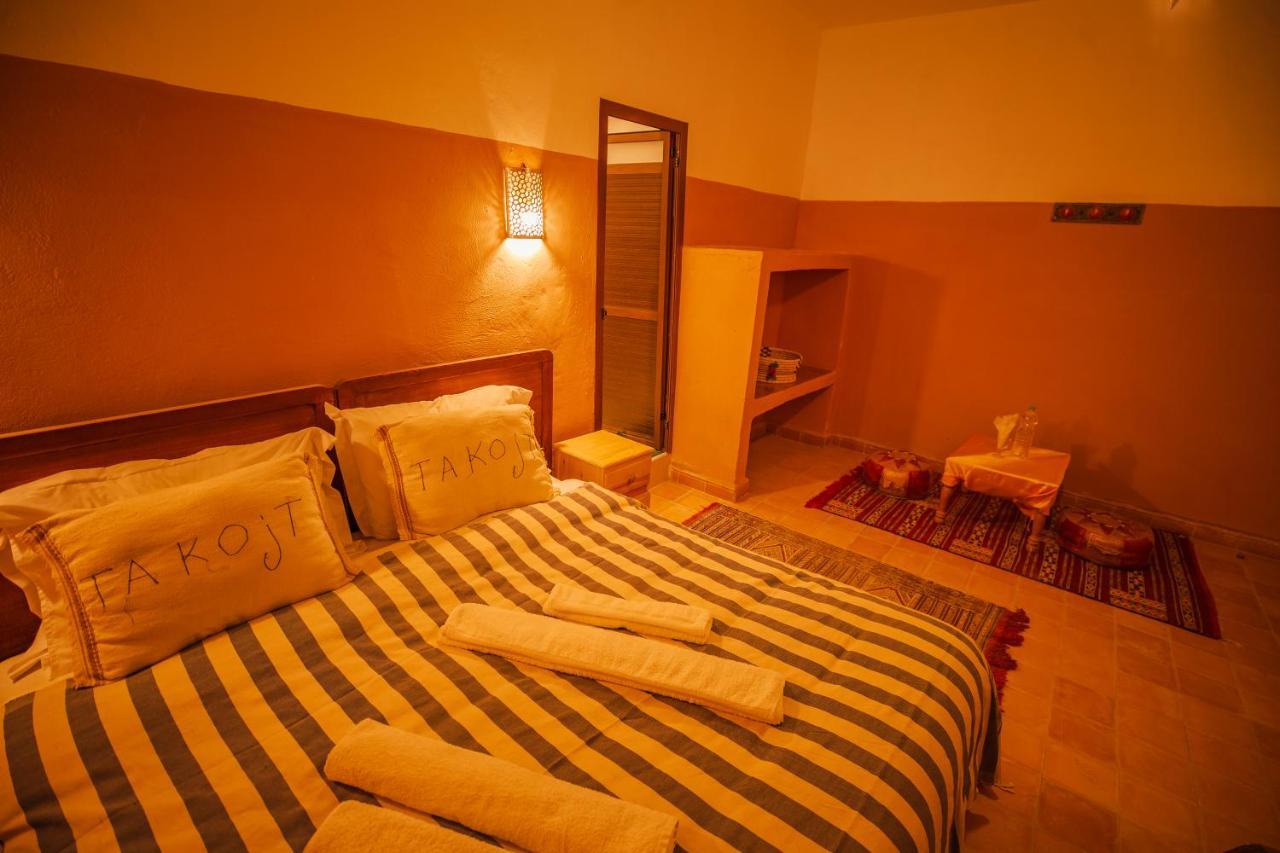 Takojt Hotel Мерцуга Екстериор снимка