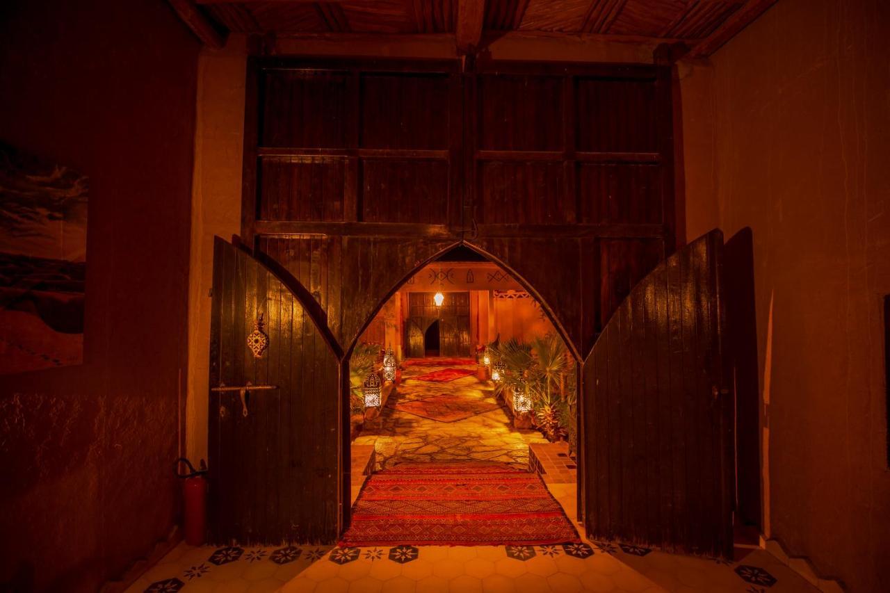 Takojt Hotel Мерцуга Екстериор снимка