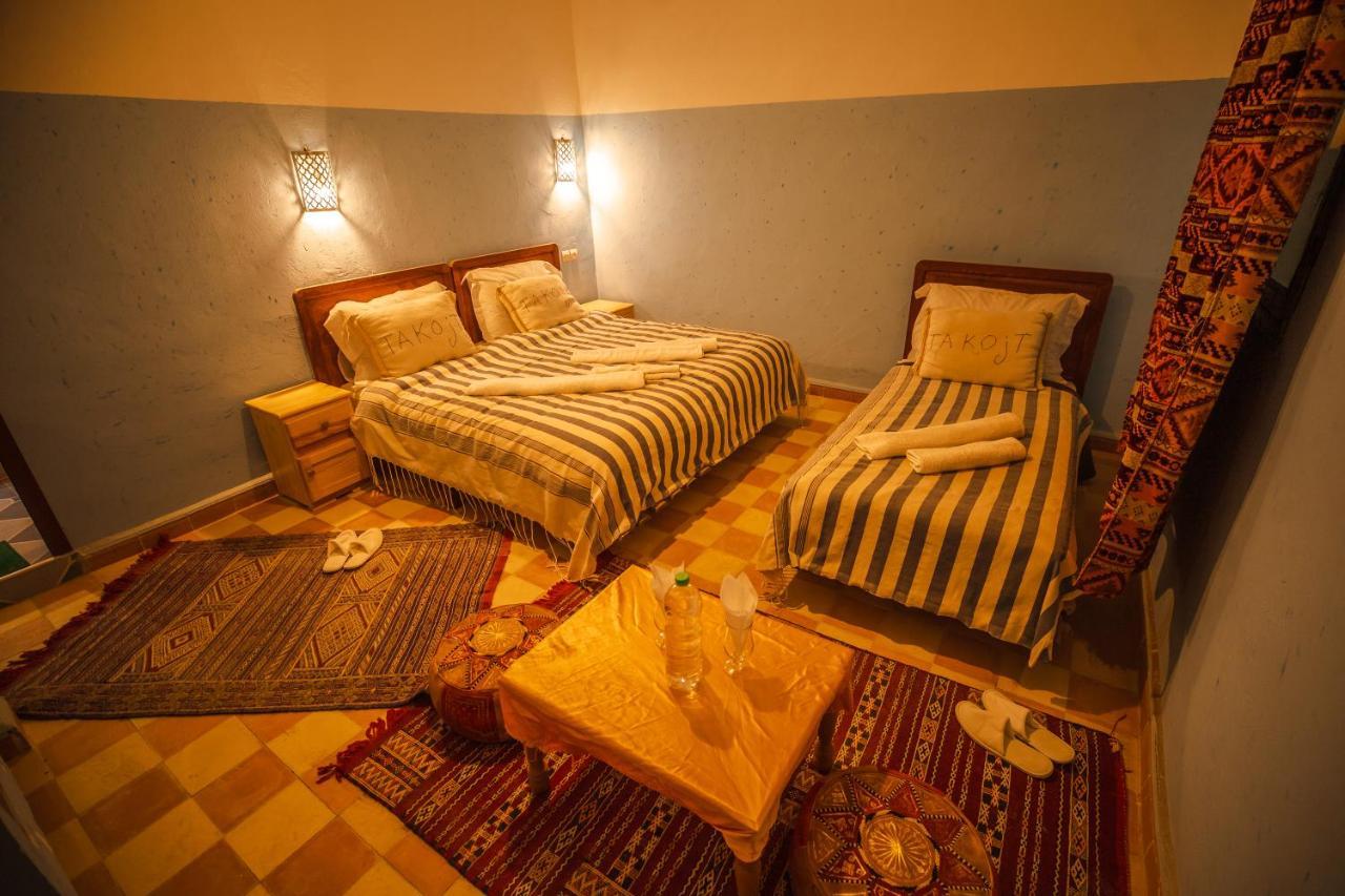 Takojt Hotel Мерцуга Екстериор снимка