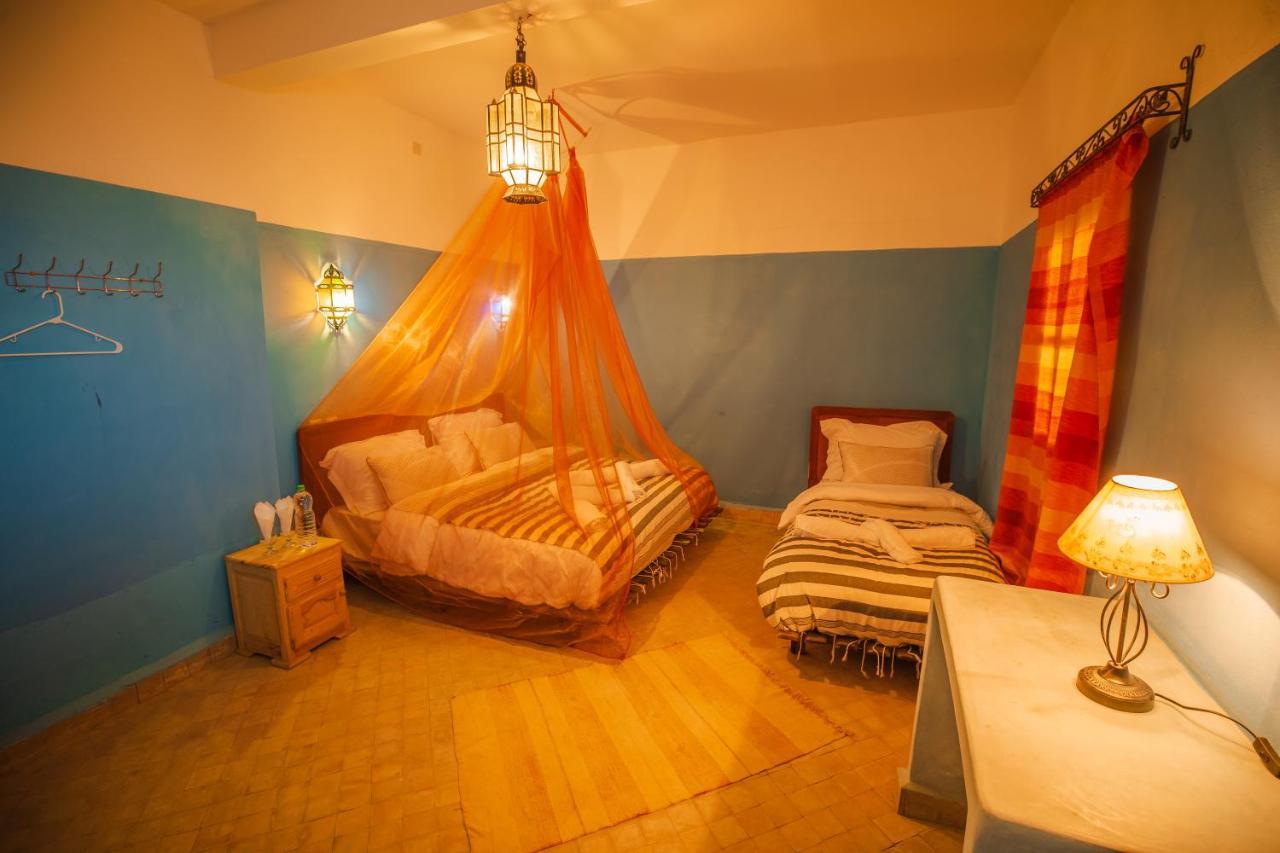 Takojt Hotel Мерцуга Екстериор снимка