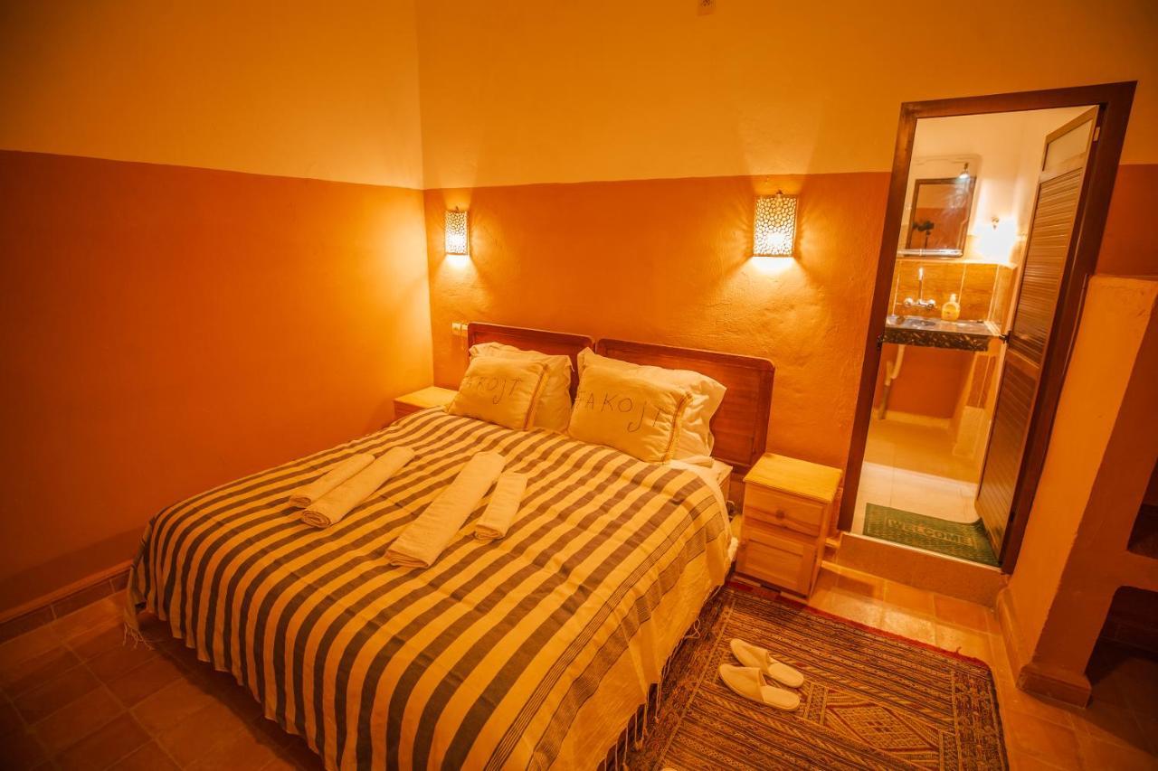 Takojt Hotel Мерцуга Екстериор снимка