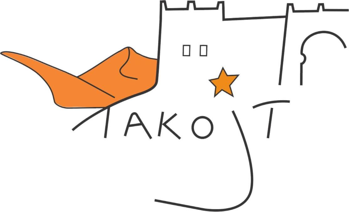 Takojt Hotel Мерцуга Екстериор снимка